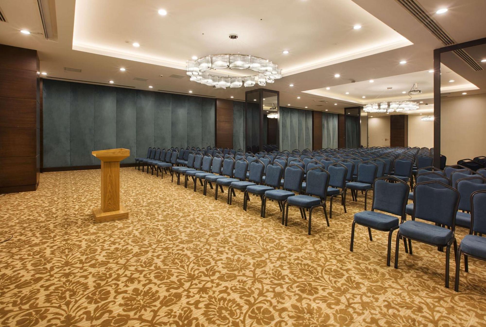 Hilton Garden 4* Іспарта